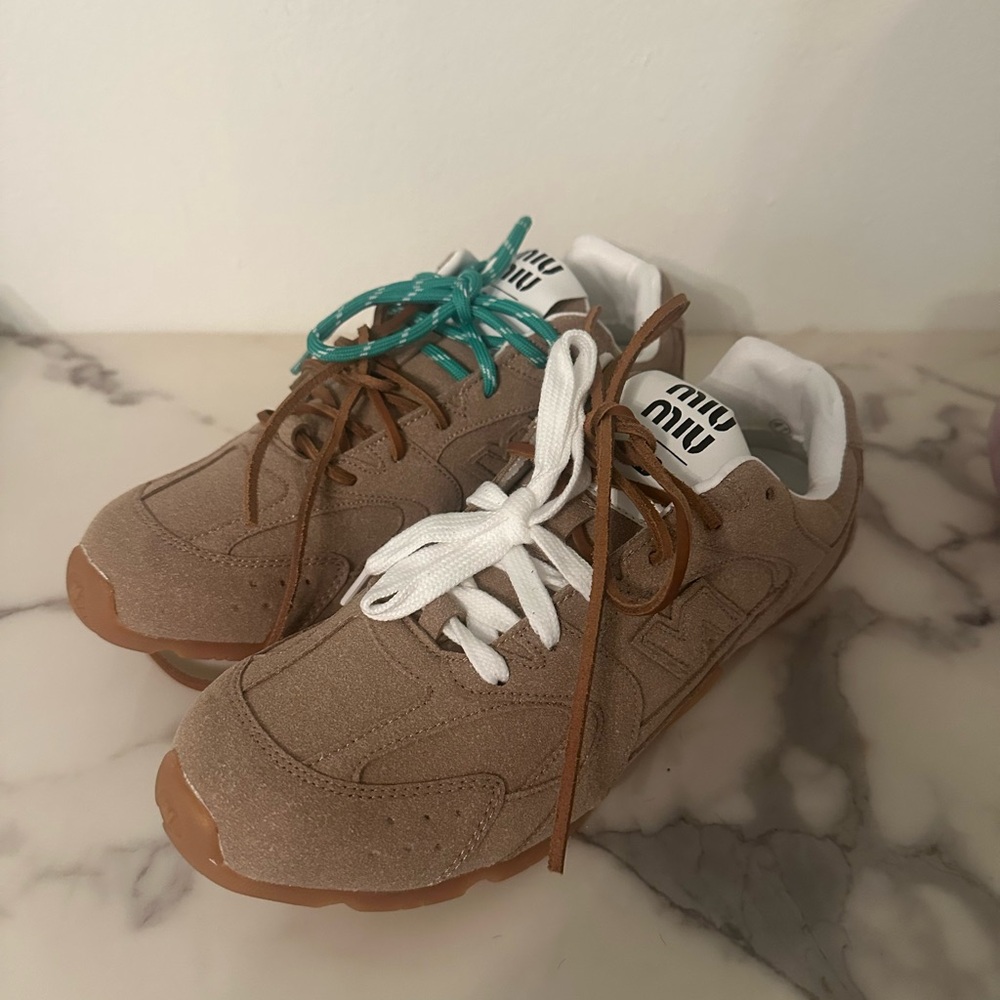 DH Gate Miu Miu New Balance